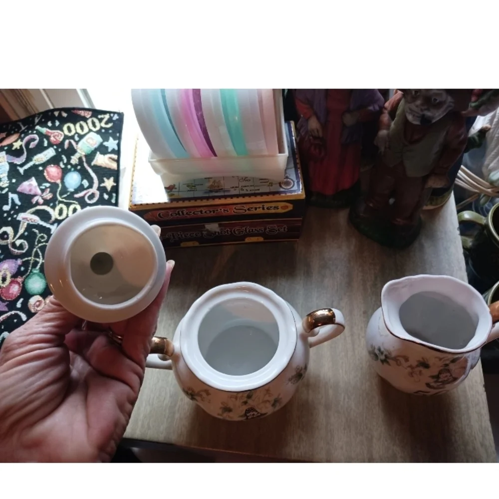 Floral Porcelain Sugar Bowl and Creamer Set LEFTON 50th Anniversary - Picture 3 of 5